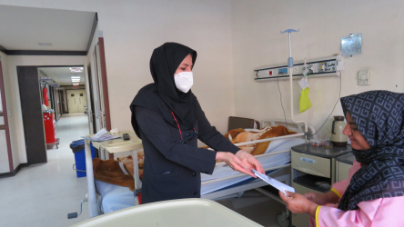 گزارش فعالیت‌های بیمارستان بهار به مناسبت هفته ملی مبارزه با سرطان