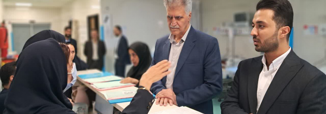 بازدید دکتر امامیان از بیمارستان امام رضا(ع) میامی