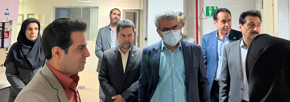 بازدید ریاست دانشگاه علوم پزشکی شاهرود از واحد های مختلف معاونت غذا و دارو