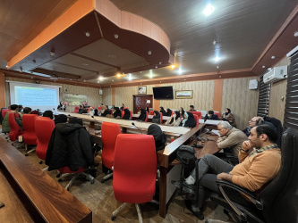 کارگاه تجویز و مصرف منطقی دارو با همکاری معاونت بهداشت و معاونت غذا و دارو و با حضور پزشکان عمومی و داروسازان در معاونت بهداشتی برگزارگردید.