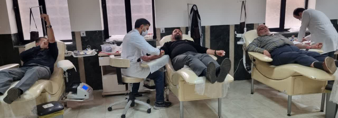 اهدای خون کارکنان شبکه بهداشت میامی