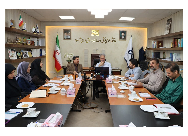 نشست ستاد اجرایی سی‌امین جشنواره قرآن و عترت وزارت بهداشت به ریاست دکتر محمدحسن امامیان رئیس دانشگاه و با حضور دکتر جواد باقری رئیس مرکز قرآن وعترت وزارت بهداشت ،دکتر محبوبه خواجه معاون فرهنگی و دانشجویی ،دکتر کاظم رحیمی معاون توسعه مدیریت و دیگر مسئولان