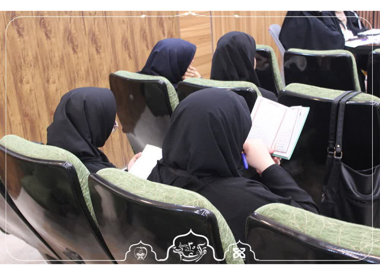 برگزاری مسابقه دعا خوانی در سالن ابن یمین فرومدی بخش بانوان 20 شهریور