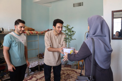 هر گلدان یک امید برای طراوت دل‌های دانشجویان