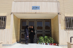 هر گلدان یک امید برای طراوت دل‌های دانشجویان