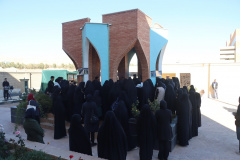 وداع دانشگاهیان علوم پزشکی شاهرود با لاله گمنام دفاع مقدس