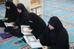 مراسم بزرگداشت چهلمین روز عروج ملکوتی رهبر شهید انقلاب اسلامی و شهدای مظلوم مدرسه میناب