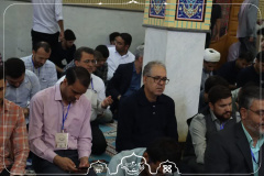 برگزاری نماز جماعت در مسجد بقیه‌الله