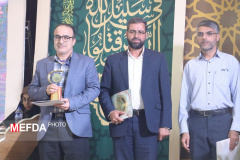 گزارش تصویری/ اهدای جوایز برگزیدگان مسابقات آوایی آقایان در جشنواره سی ام قرآن و عترت