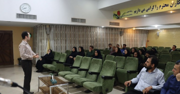 کارکنان معاونت دانشجویی با عوارض سوء مصرف مواد مخدر آشنا شدند