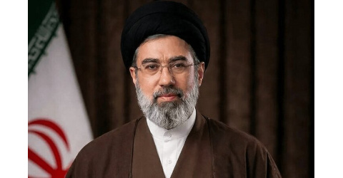 بیعت دانشگاهیان علوم پزشکی شاهرود با سومین رهبر انقلاب اسلامی
