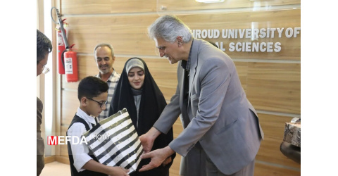 قدردانی از خانواده شهید سلامت دانشگاه علوم پزشکی شاهرود