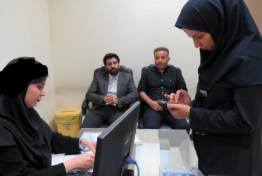 بازدید معاون محترم توسعه از چگونگی اجرای جمع آوری اسنادهزینه بیمه ی تکمیلی درمان