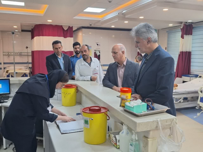 بازدید میدانی رئیس دانشگاه علوم پزشکی شاهرود از بیمارستان امام حسین(ع)