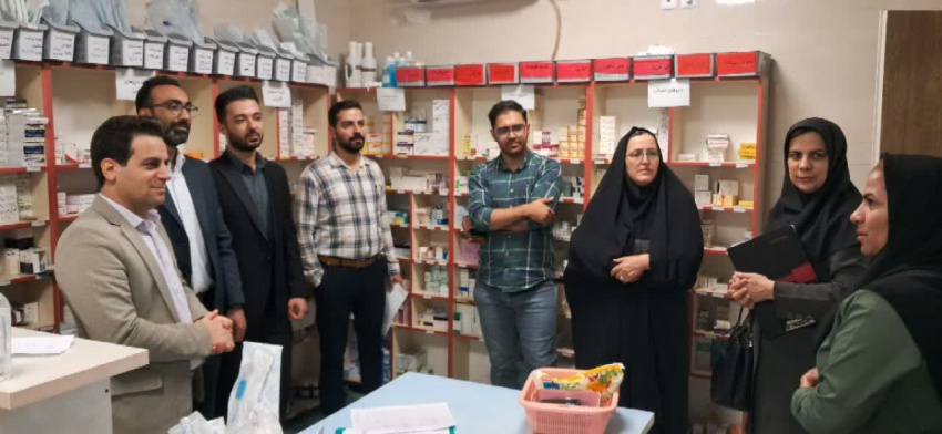 بازدید معاون غذا و داروی دانشگاه علوم پزشکی شاهرود از داروخانه بیمارستان امام رضا(ع) میامی