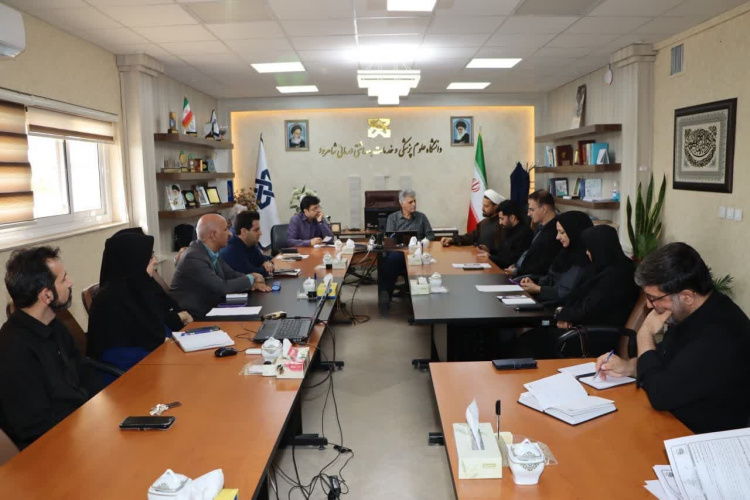 بازخوانی تجربه بحران و فرهنگ ایثار در دانشگاه