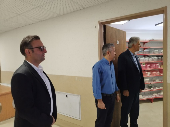 بازدید سرزده دکتر امامیان رییس دانشگاه از شبکه بهداشت شهرستان میامی