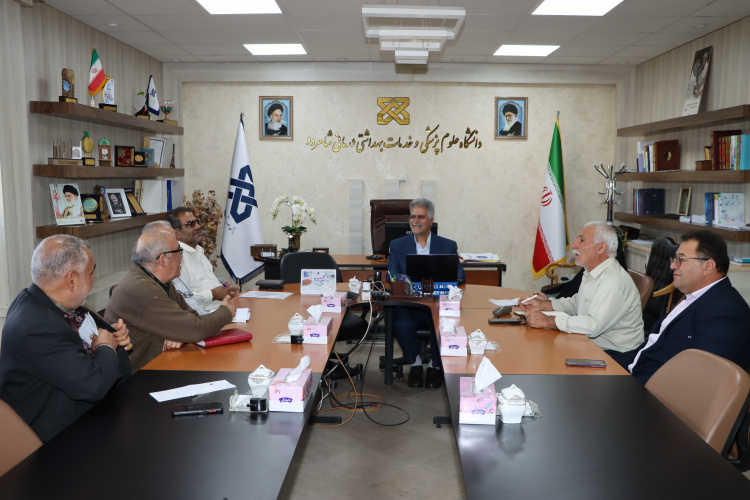 نشست هم‌اندیشی نمایندگان احزاب شهرستان با رئیس دانشگاه علوم پزشکی شاهرود
